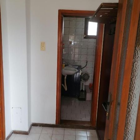 Stan Apartment Sremska Mitrovica Exterior photo